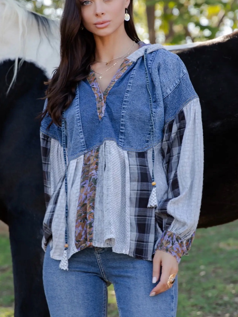 K151 Young Threads Women’s Boho Patchwork Denim Hoodie Blue Denim Multicolor NWT - Picture 5 of 12